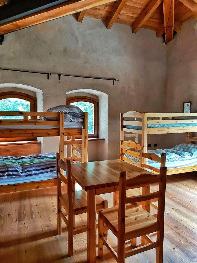 Forte Di Machaby Hostel Arnad ภายนอก รูปภาพ